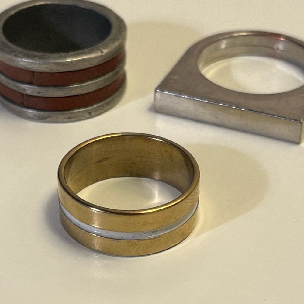 3 Assorted Men’s Rings - Picture 3 of 3